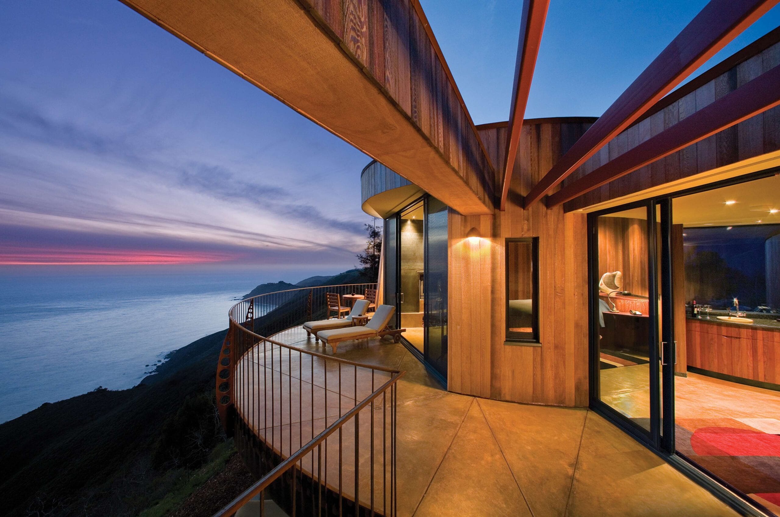 Cliffside infinity pool overlooking the Pacific at Post Ranch Inn luxury treehouse hotel in Big Sur, California