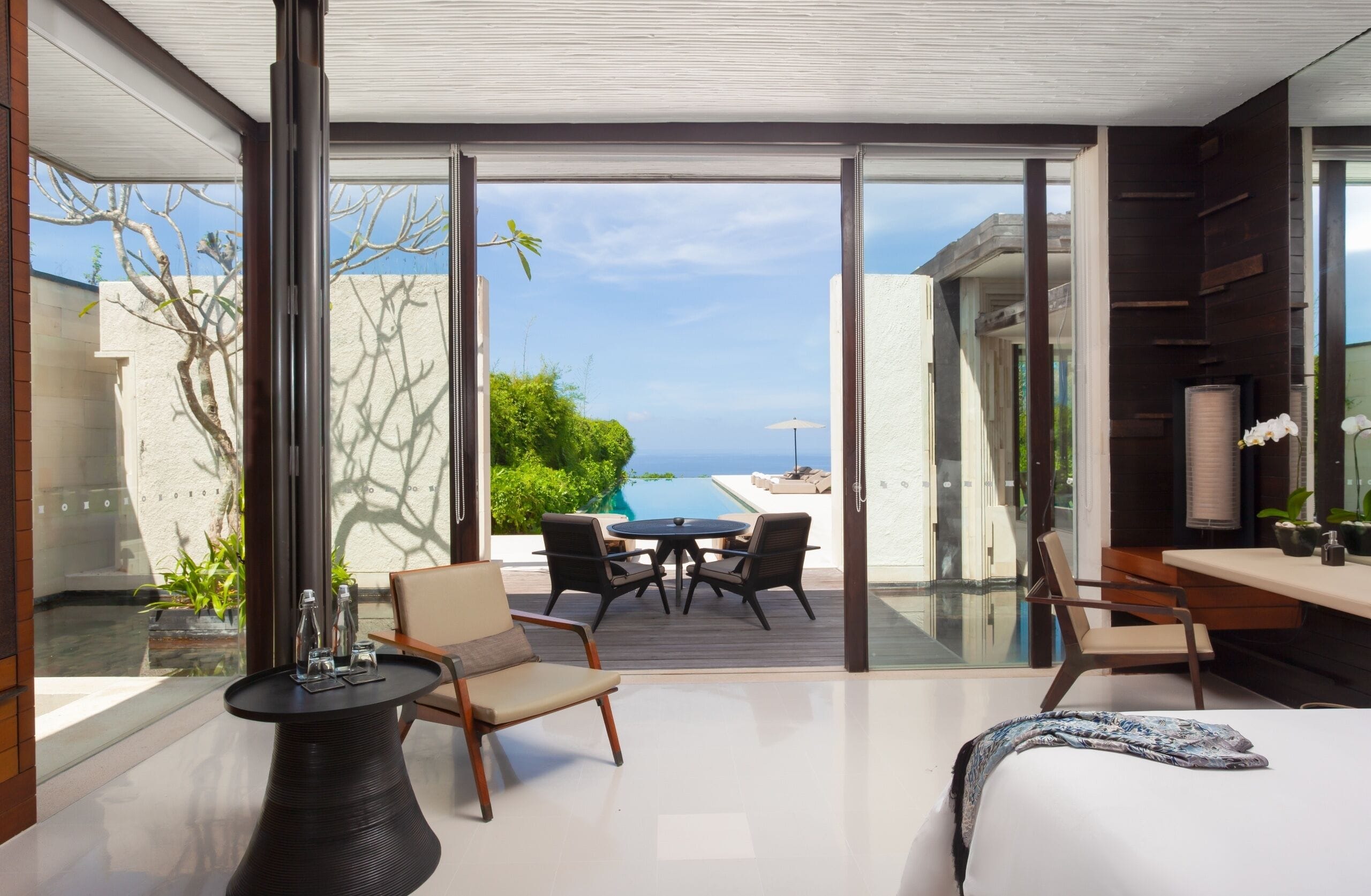 Alila Villas Uluwatu clifftop architecture above the Indian Ocean in Bali