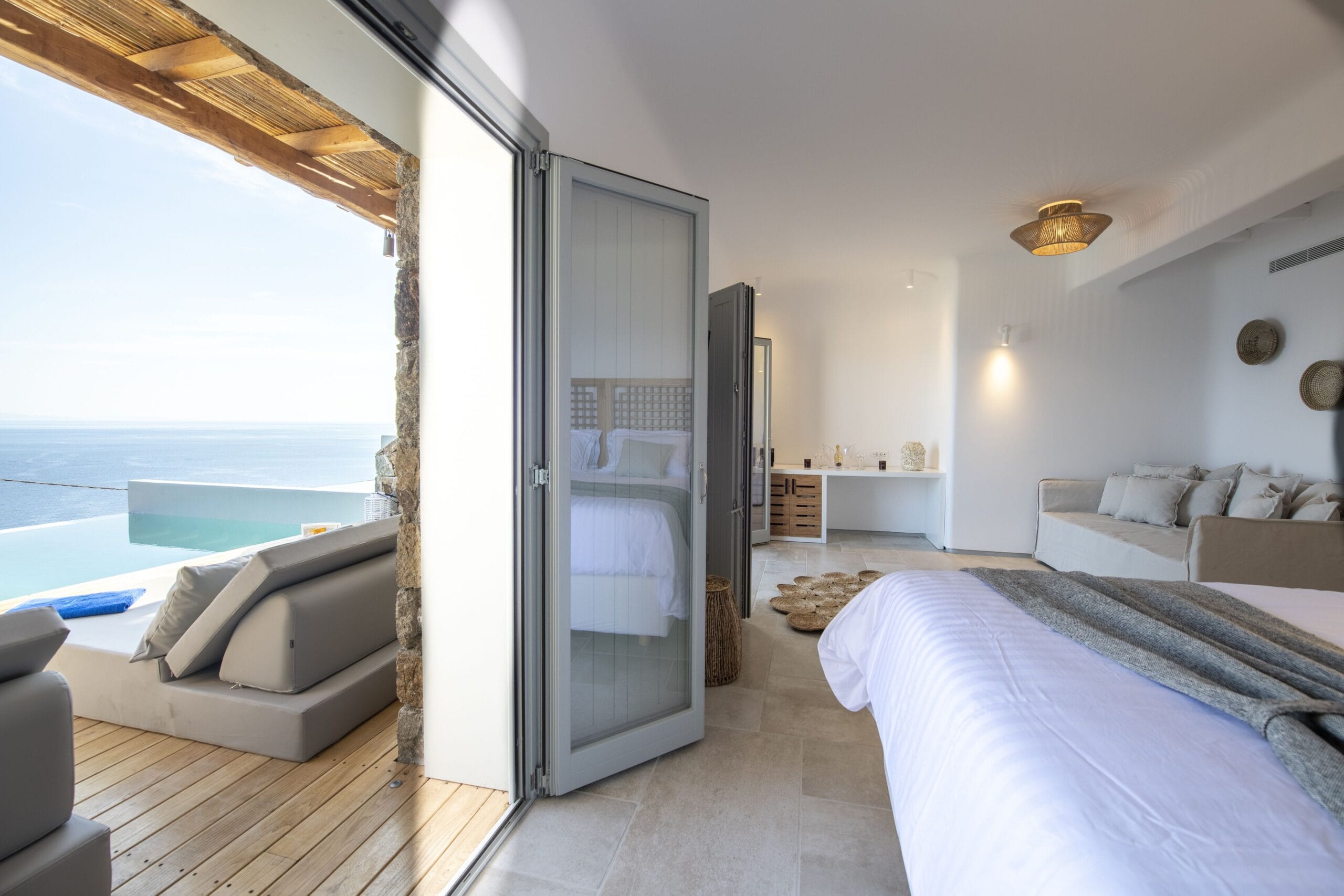 Suite with private pool and Aegean sea view at Alissachni Mykonos